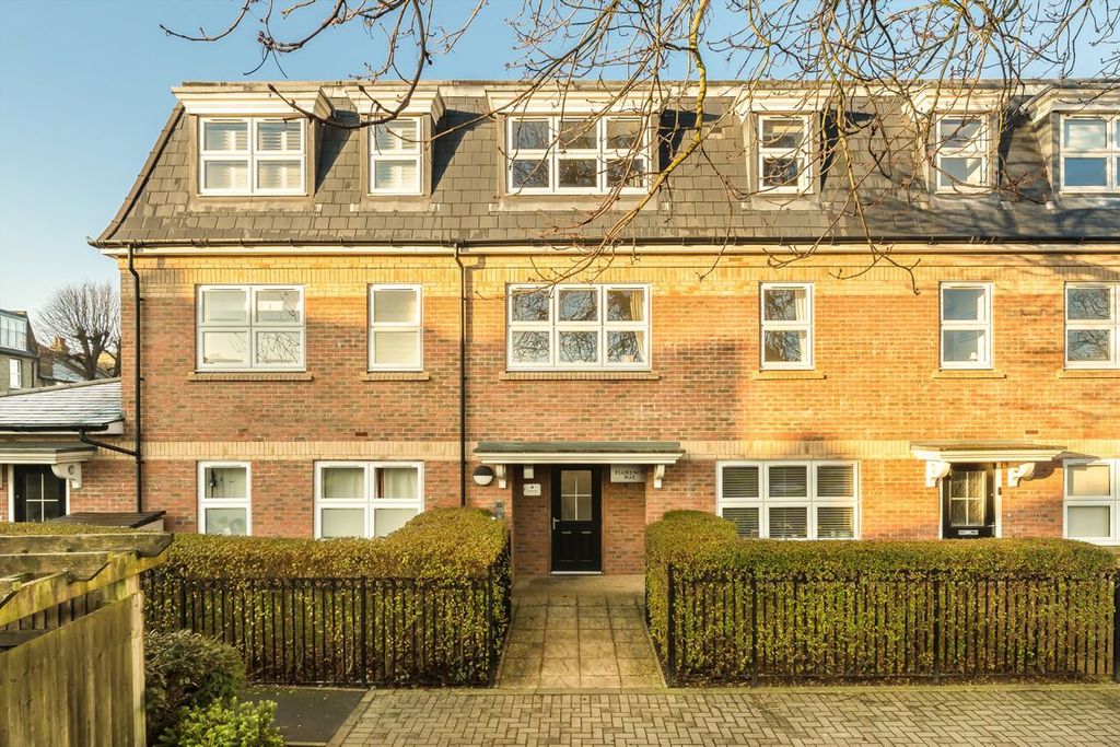 Property photo 1 of 4