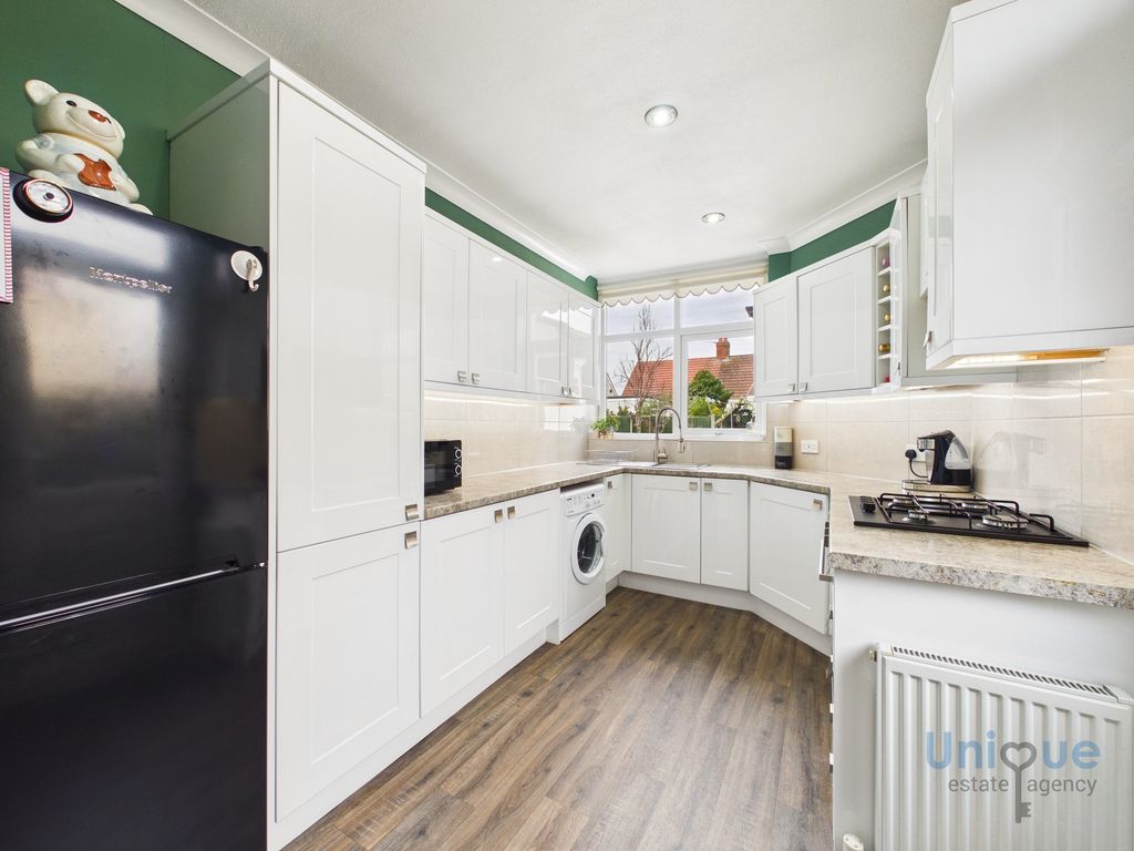 Property photo 3 of 26