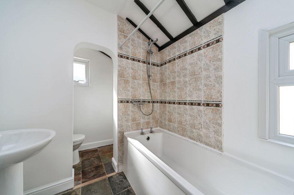 Property photo 3 of 10 Pbox-Img.Jpg