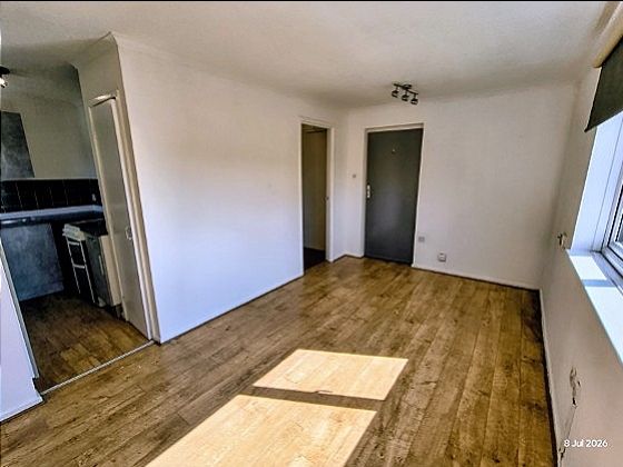 Property photo 3 of 11 Img_20260708_162821904_Hdr2