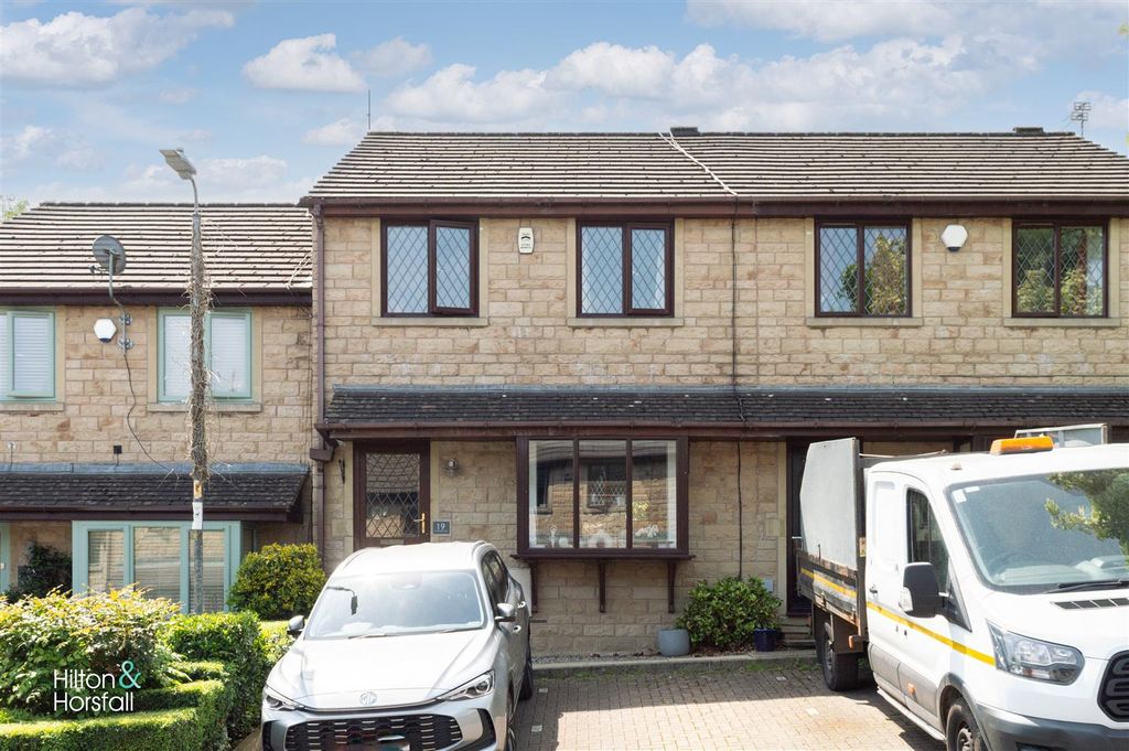 Property photo 1 of 19 Lower Laithe Drive