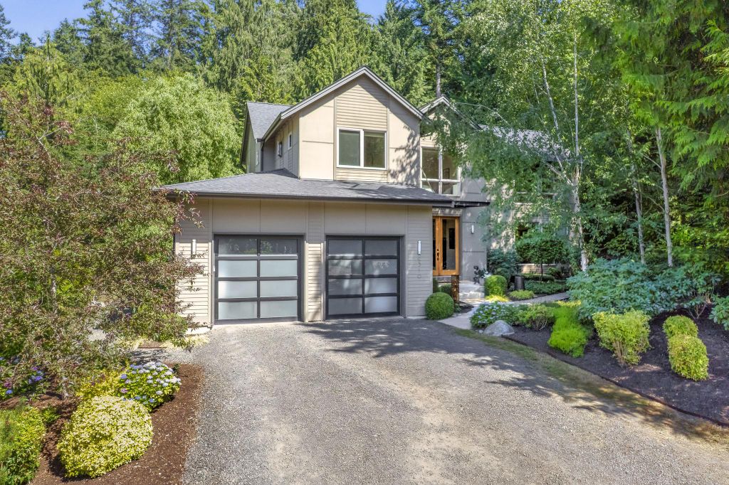 Property photo 2 of 47