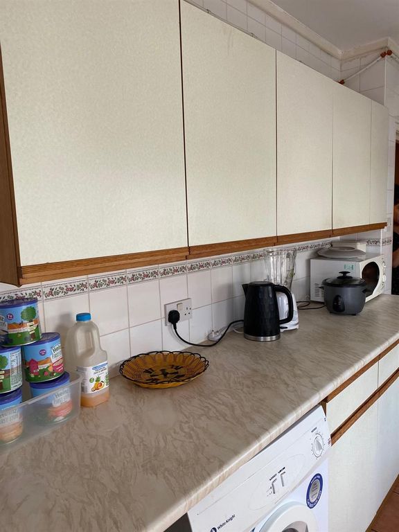 Property photo 2 of 4