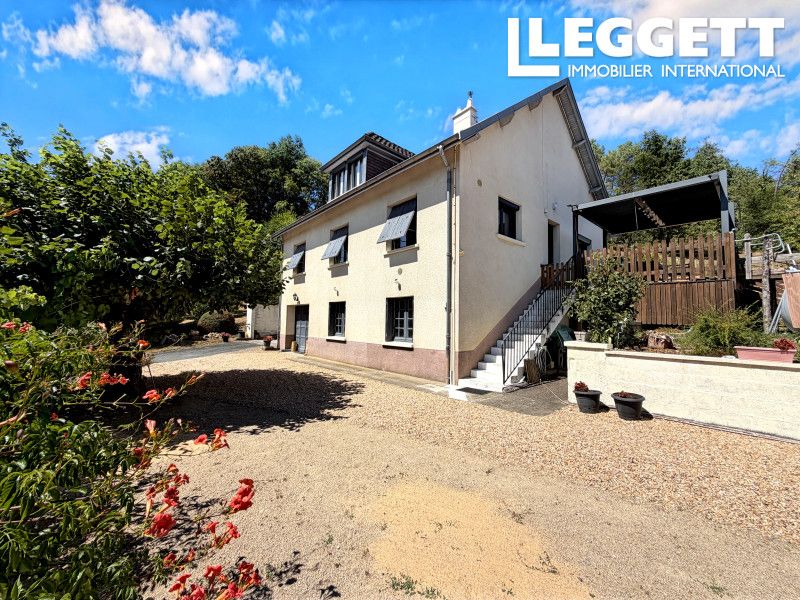 Property photo 1 of 10