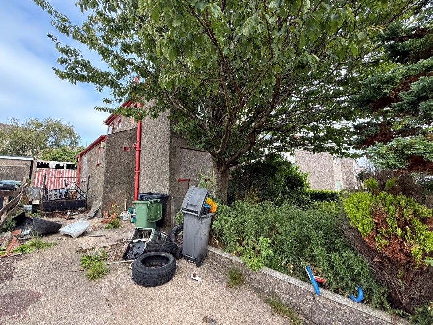 Property photo 2 of 5