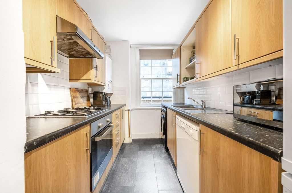 Property photo 2 of 20 Kitchen
