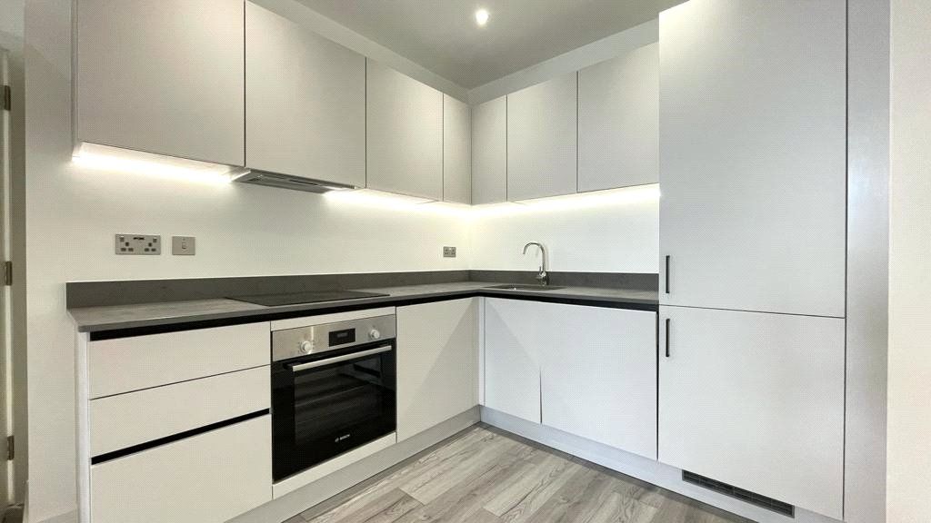 Property photo 2 of 5 Kitchen