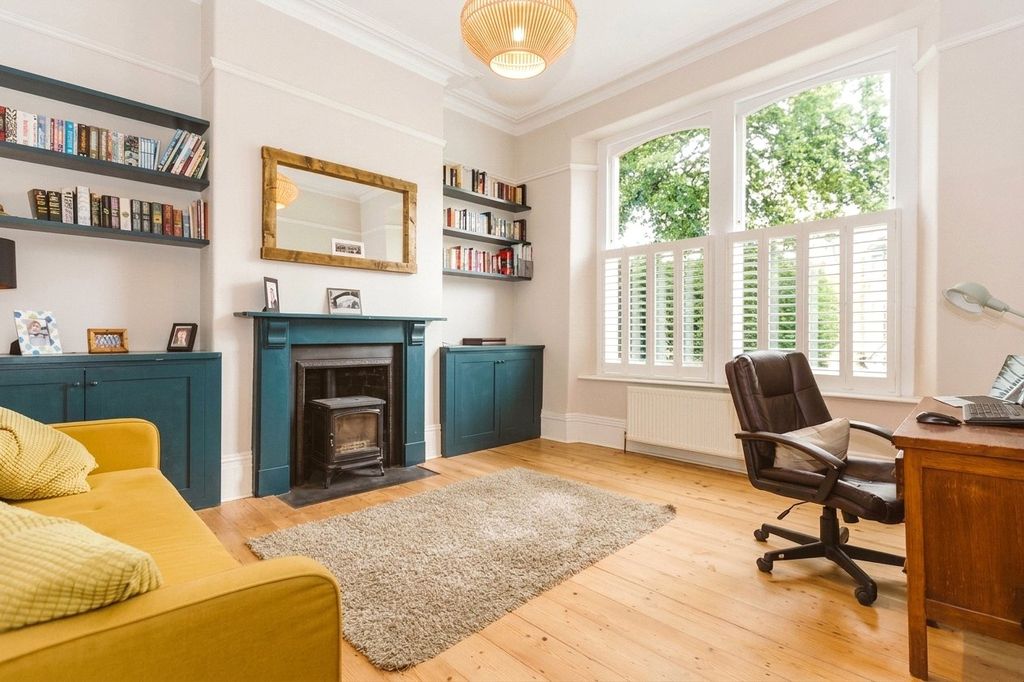 Property photo 3 of 17 Picture No. 53