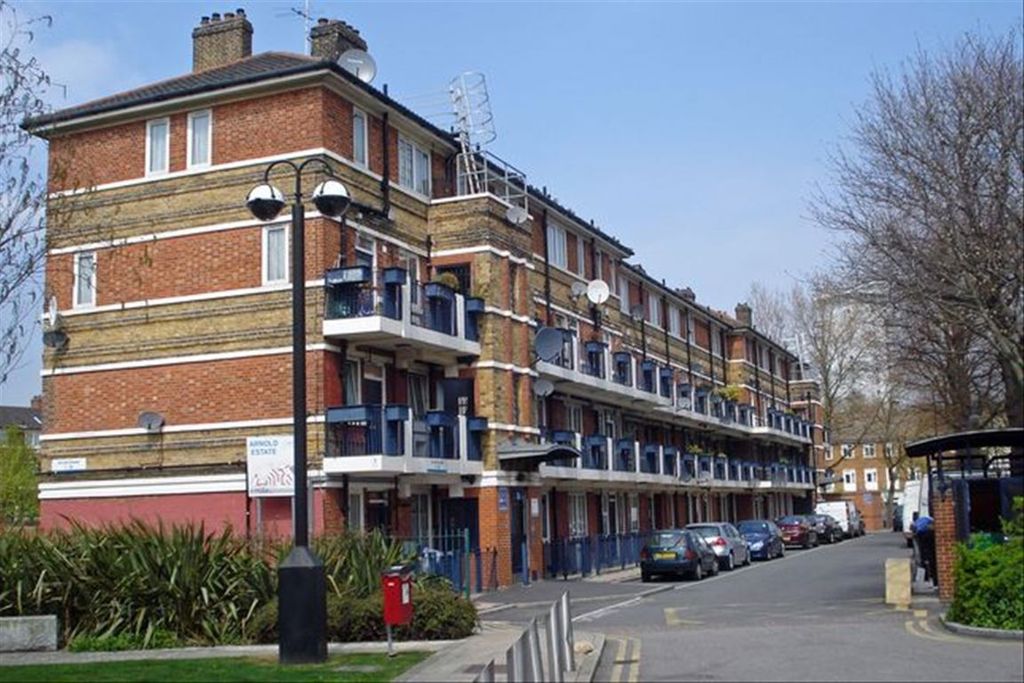 Property photo 1 of 4