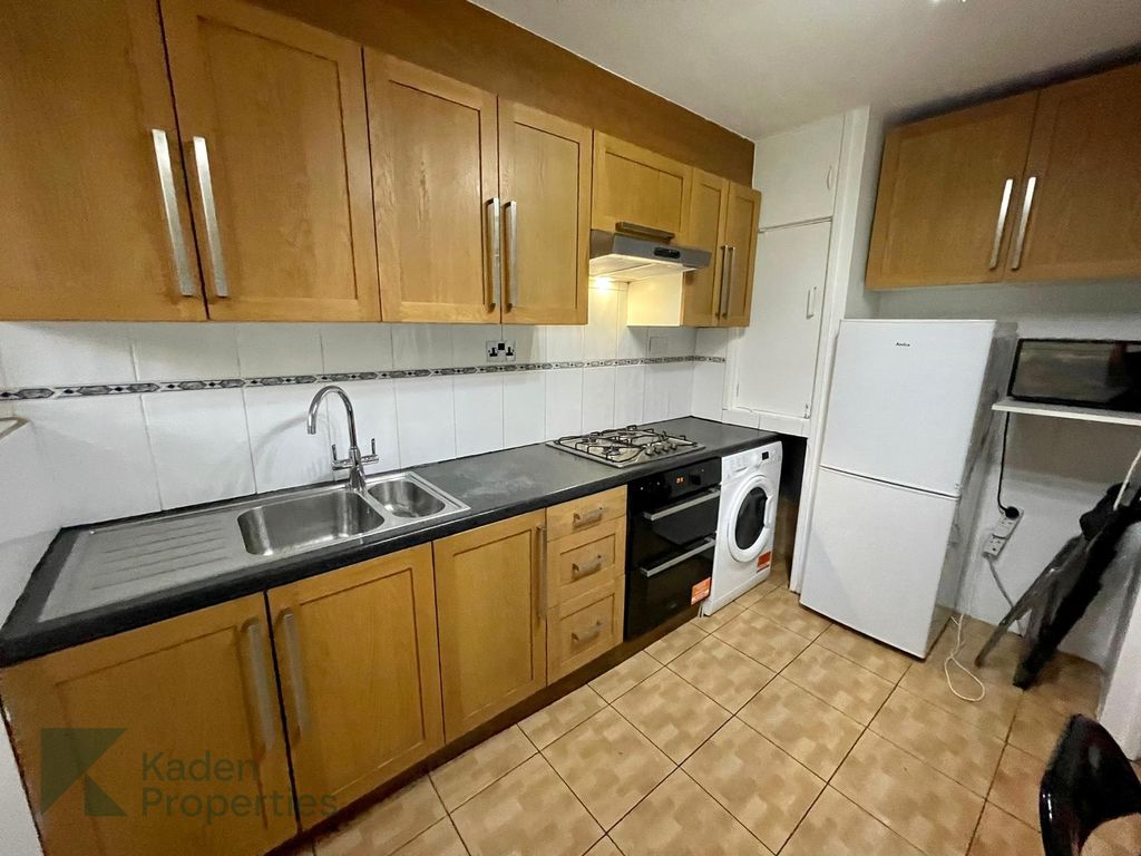 Property photo 1 of 25