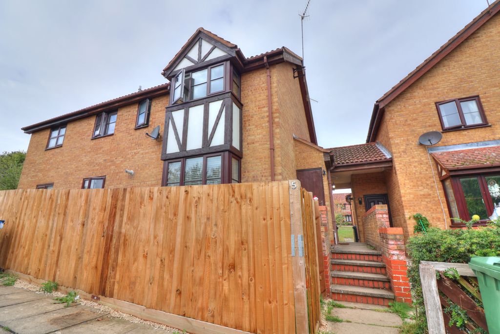 Property photo 1 of 11 External Front