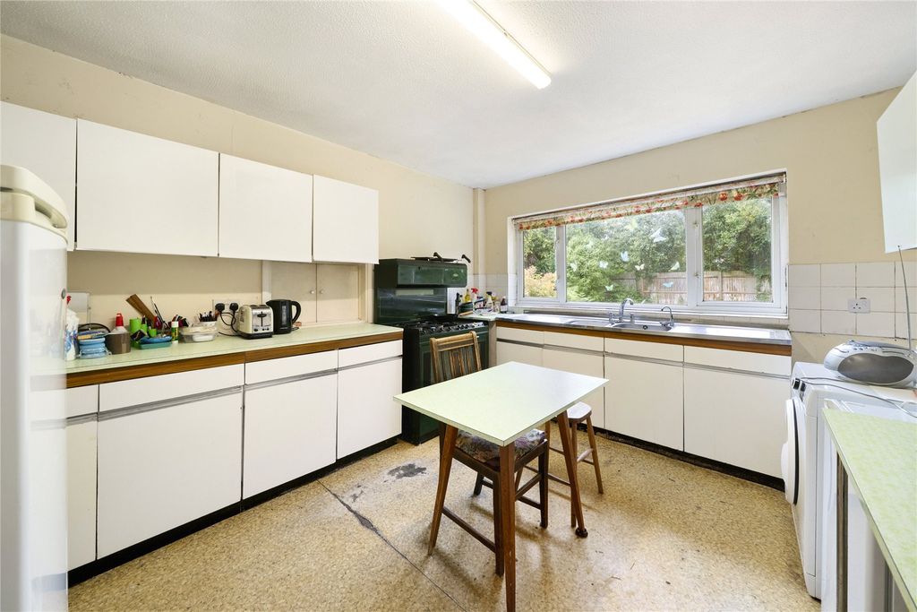 Property photo 3 of 12 Picture No. 06