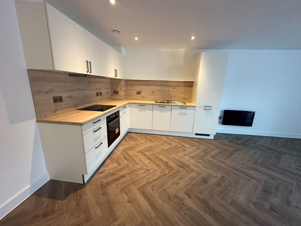 Property photo 2 of 5 Kitchen