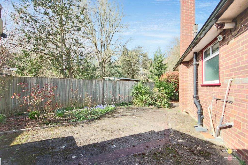 Property photo 3 of 18