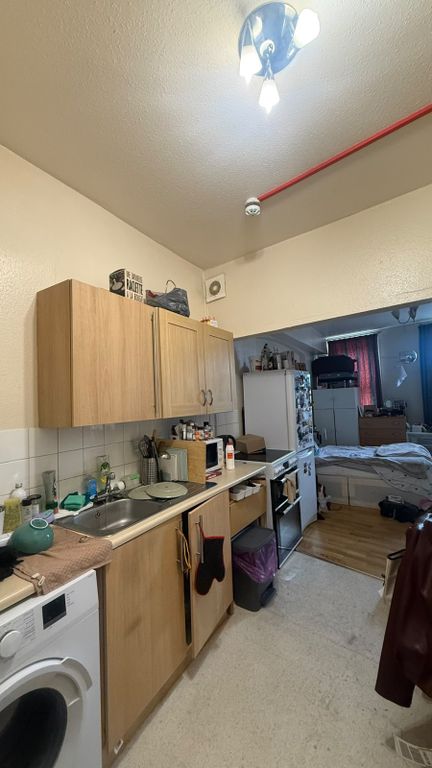 Property photo 2 of 5 Gallery