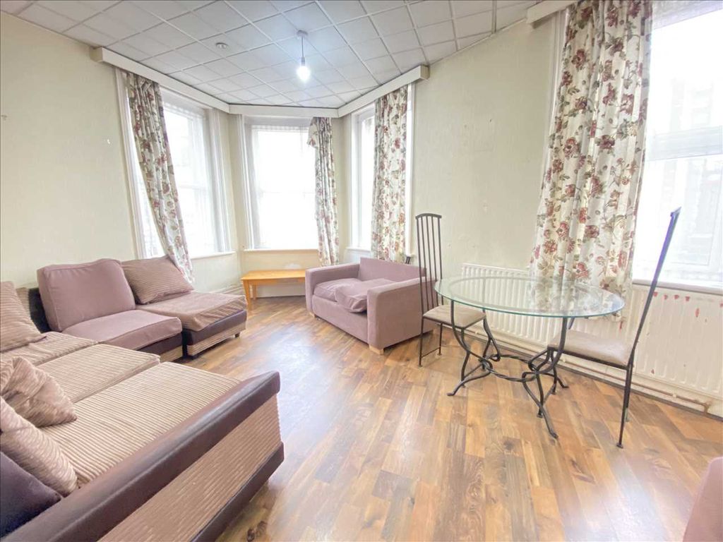 Property photo 1 of 6 Main Picture