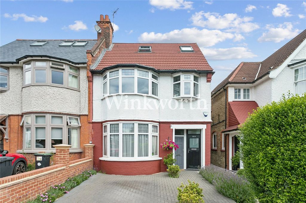 Property photo 2 of 14 Picture No. 01