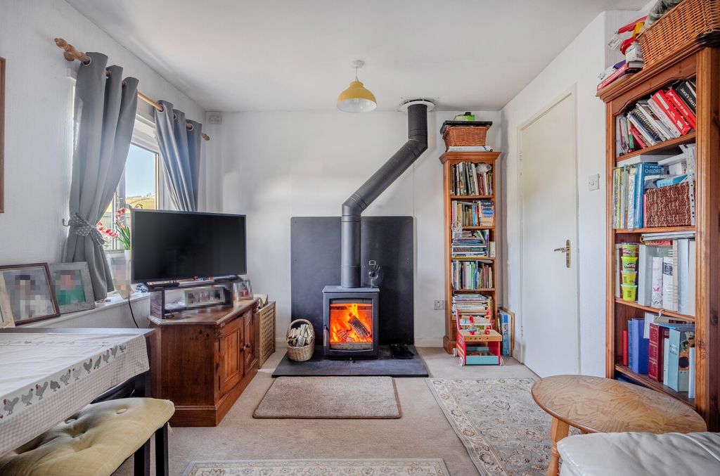 Property photo 3 of 30 1383010-7-691Efa9Fa63Dd