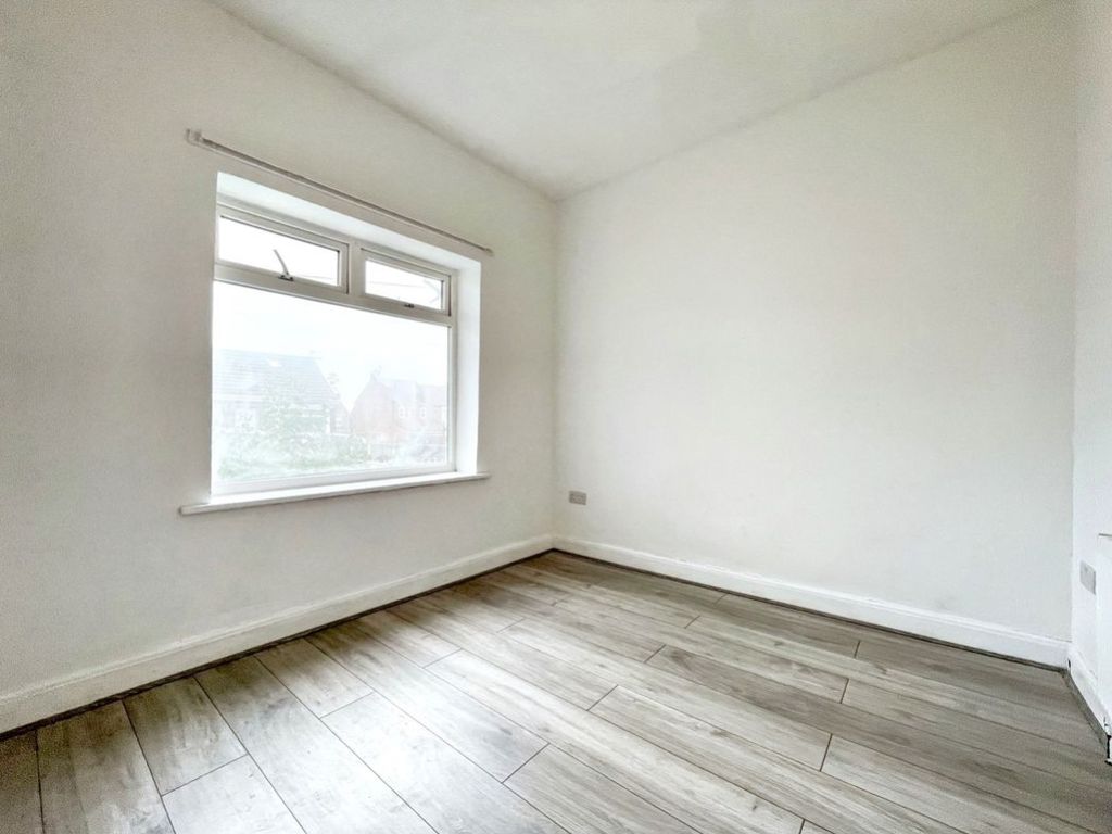 Property photo 3 of 6 3