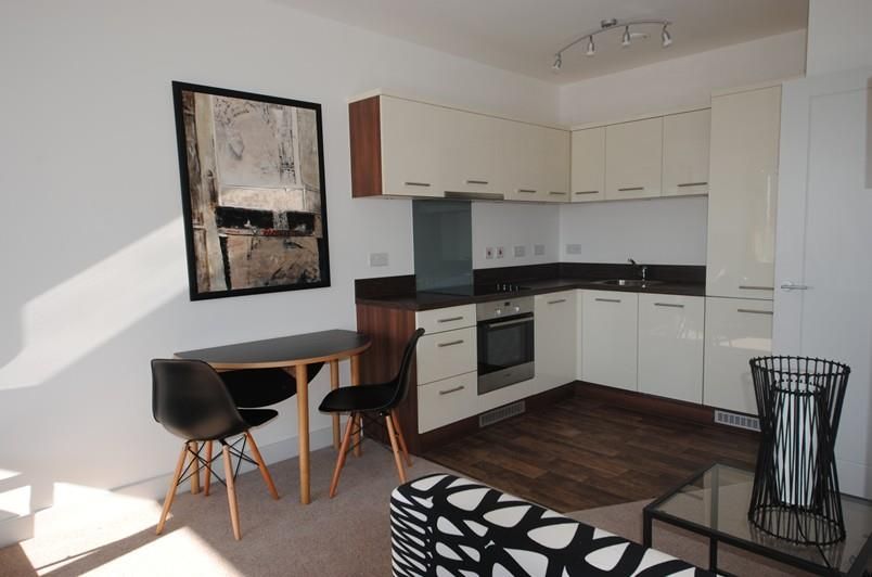 Property photo 2 of 6 Kitchen/Dining Area