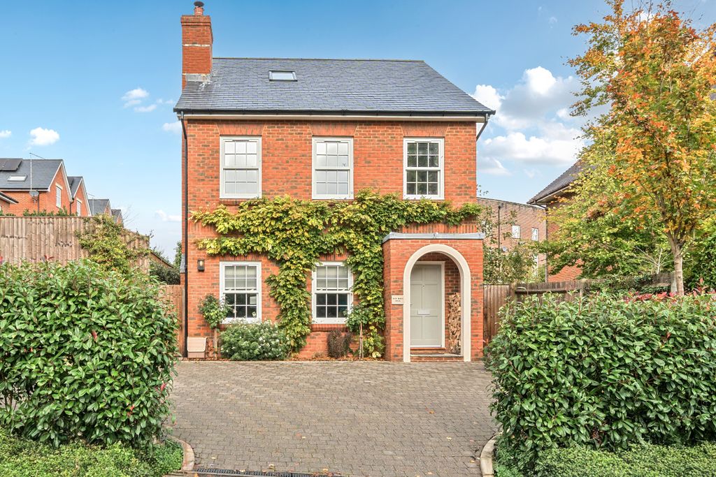 Property photo 1 of 16