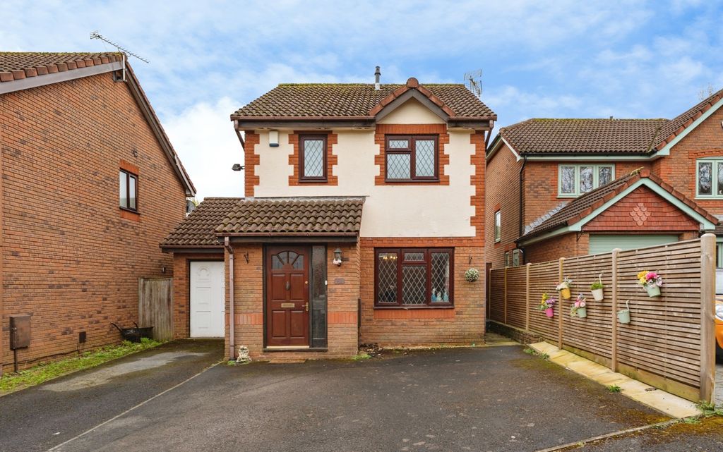 Property photo 1 of 18 Pbox-Img.Jpg