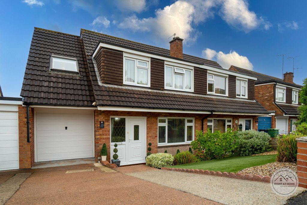 Property photo 1 of 33