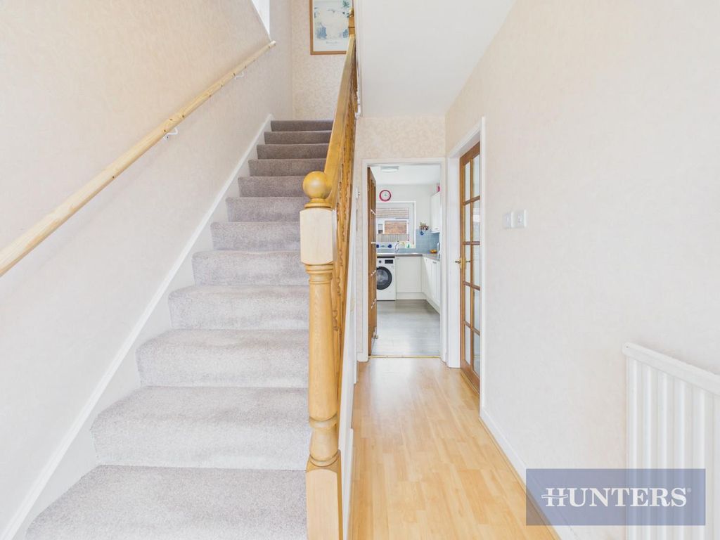 Property photo 2 of 13 Cam05316G0-Pr0384-Still008.Jpg