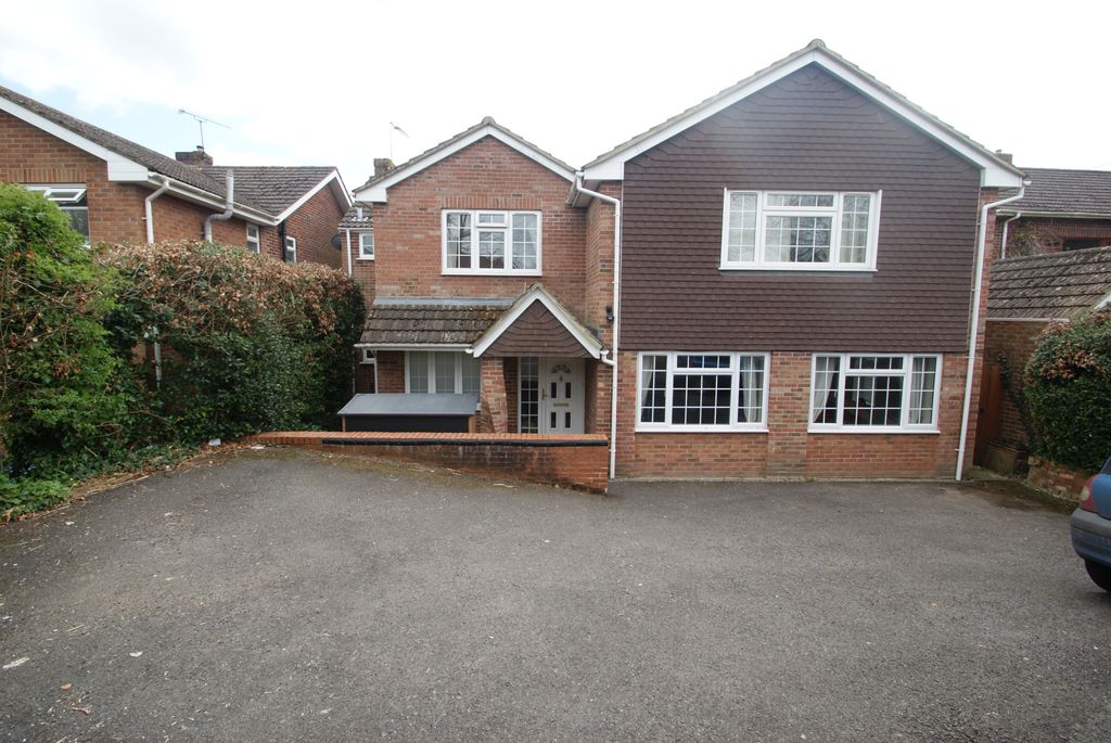 Property photo 1 of 3