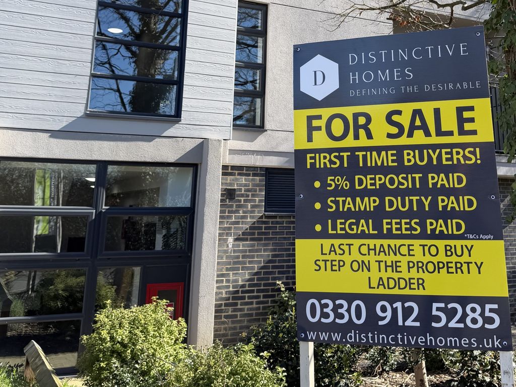 Property photo 1 of 13