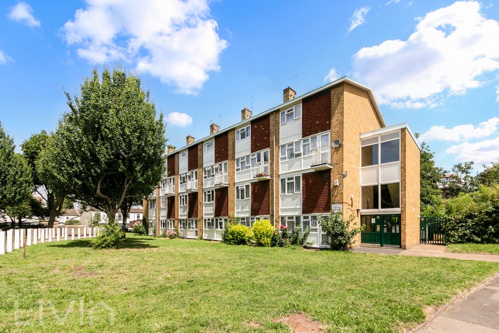Property photo 1 of 9 1