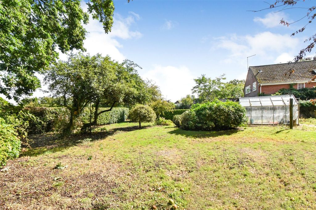 Property photo 2 of 20 Picture No. 21