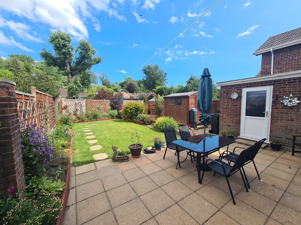 Property photo 2 of 14
