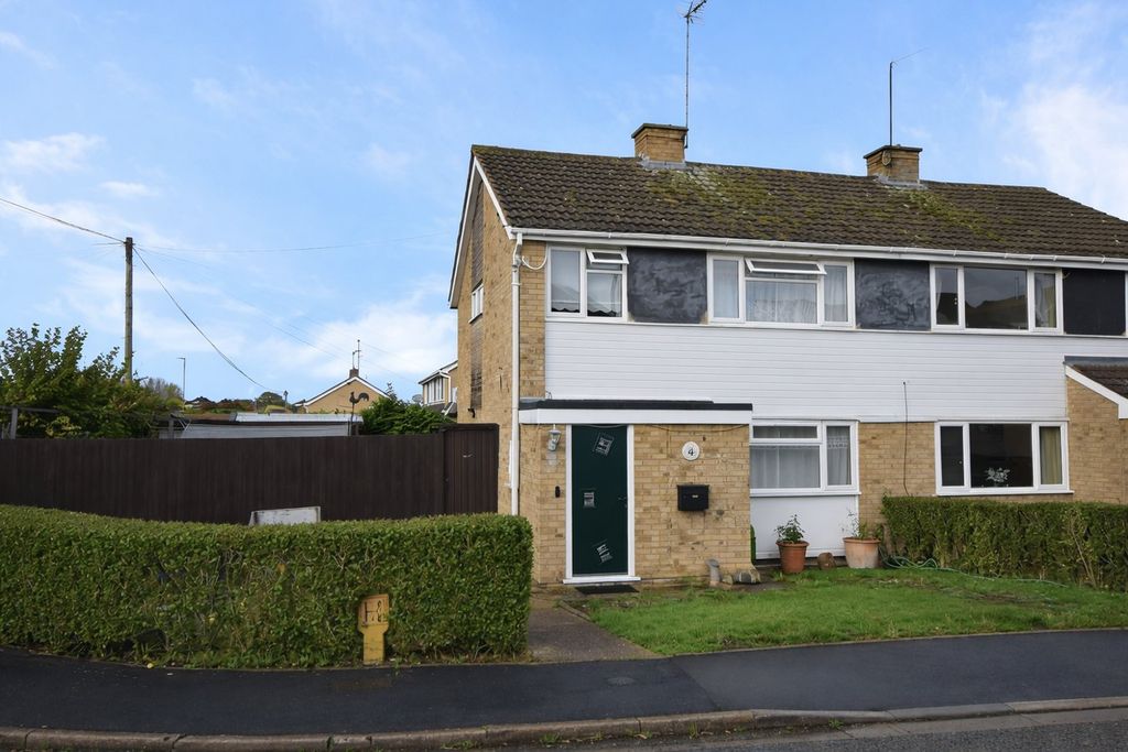 Property photo 1 of 14