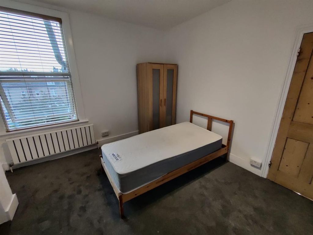 Property photo 3 of 12 3.Jpg