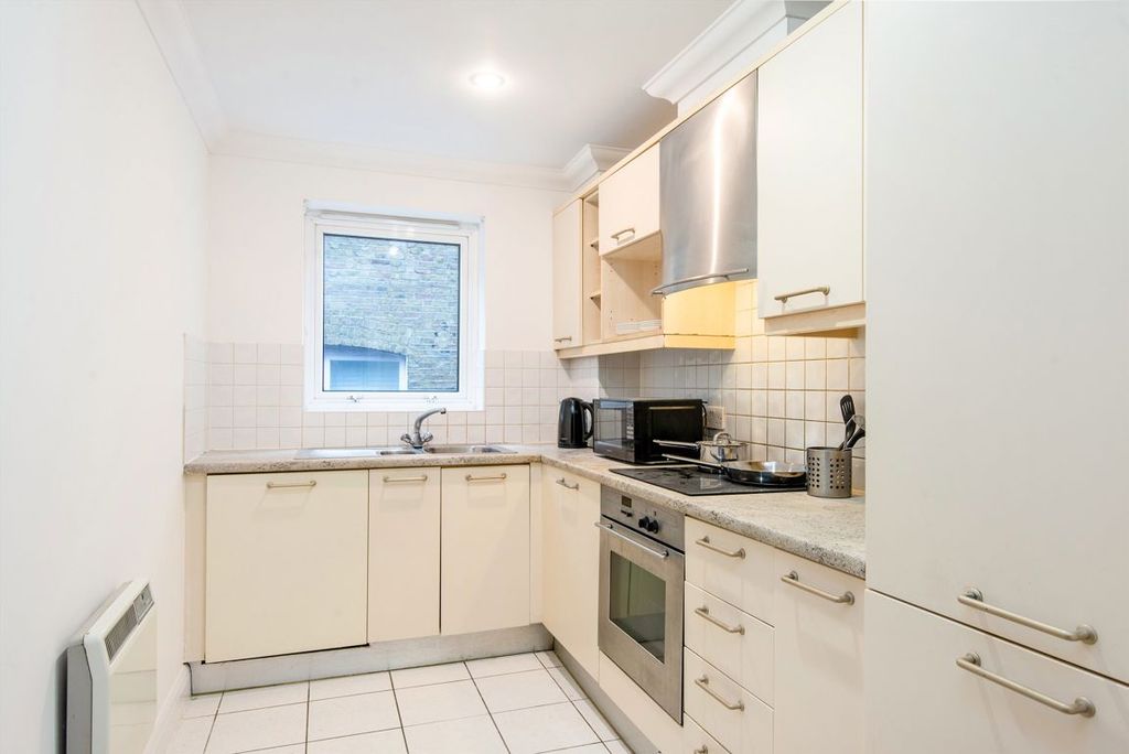 Property photo 3 of 5