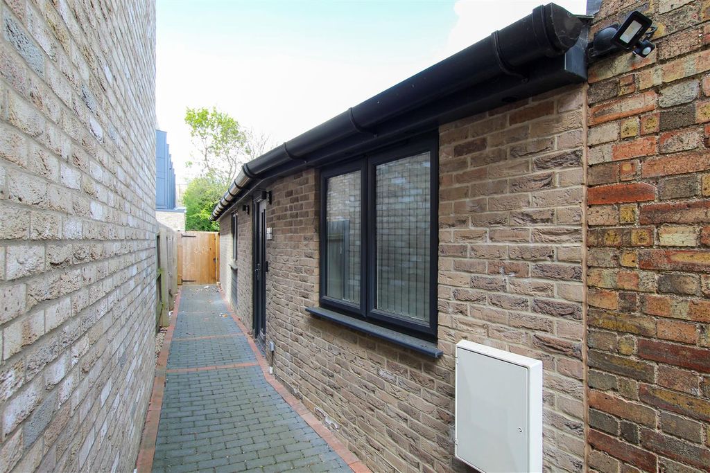 Property photo 1 of 10 Img_3046.Jpg