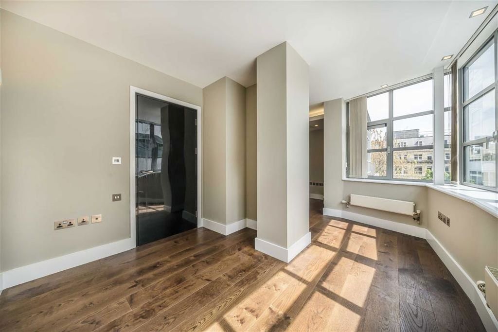 Property photo 3 of 5
