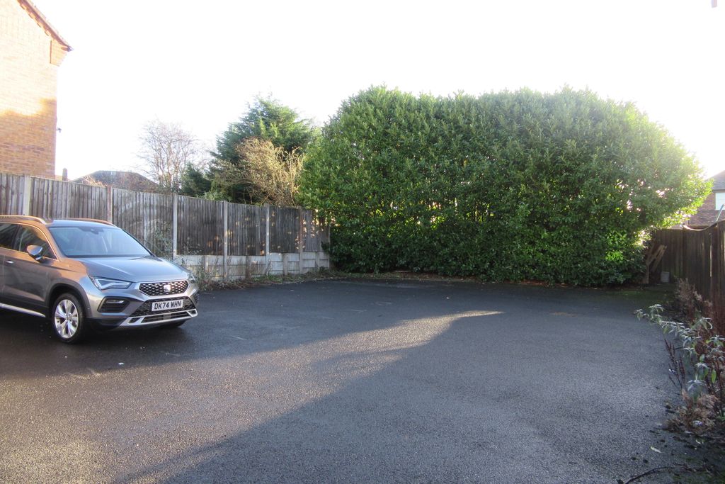 Property photo 2 of 2