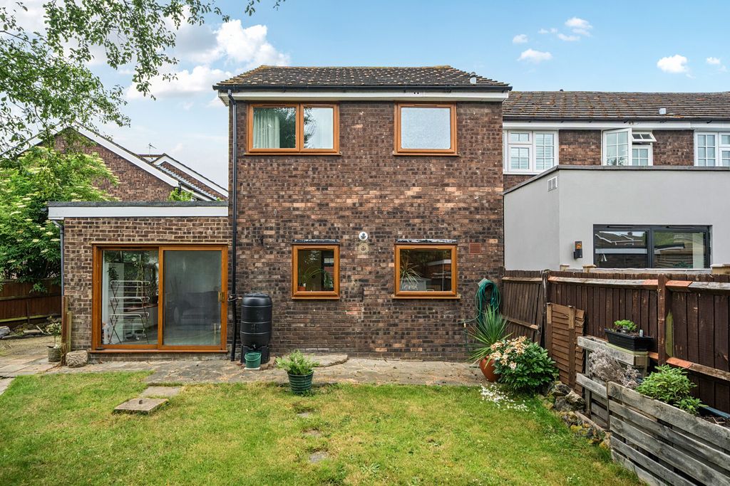 Property photo 1 of 16 External