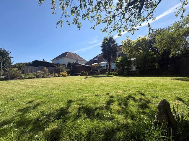 Property photo 2 of 21