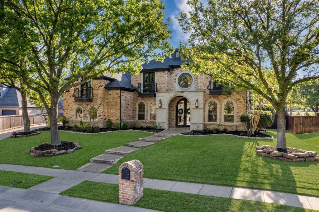 Property photo 1 of 26