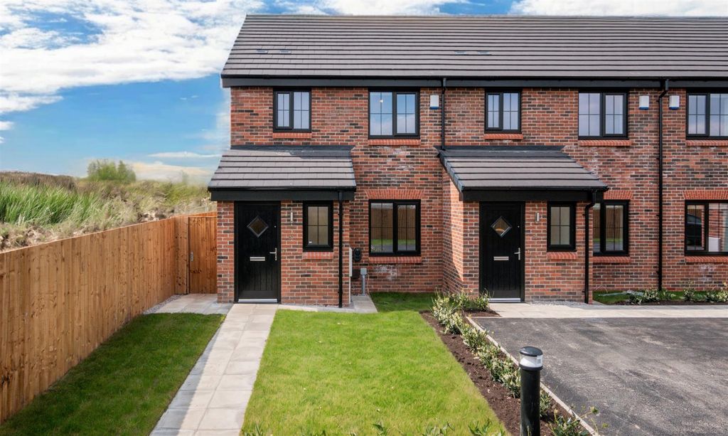 Property photo 1 of 8 The Shoemaker