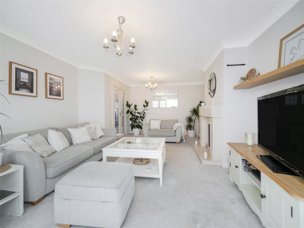 Property photo 3 of 20 Picture No. 03