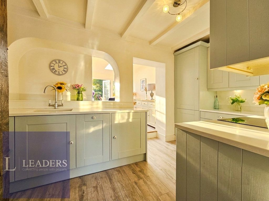 Property photo 2 of 16 Kitchen