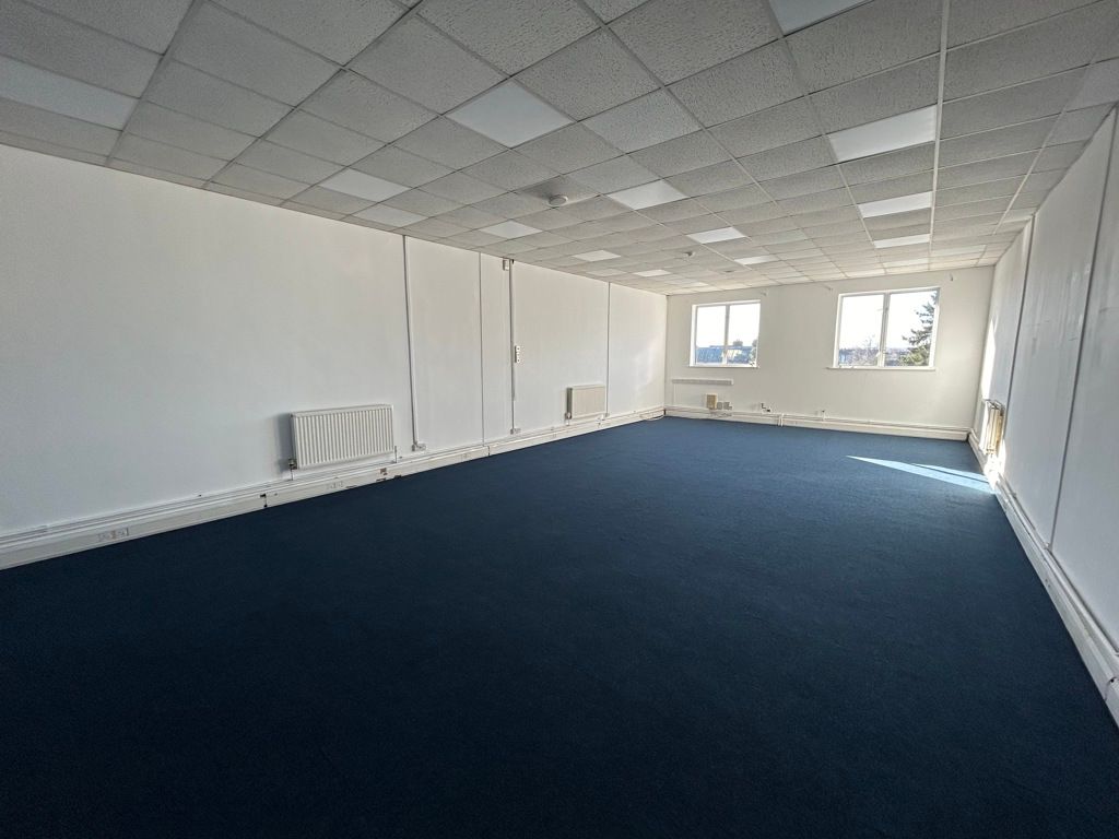 Property photo 3 of 6 Photo 5