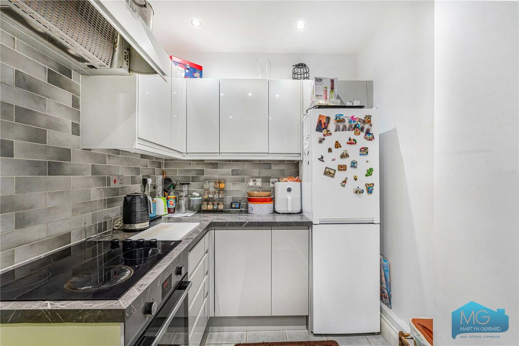 Property photo 3 of 10 Picture No. 08