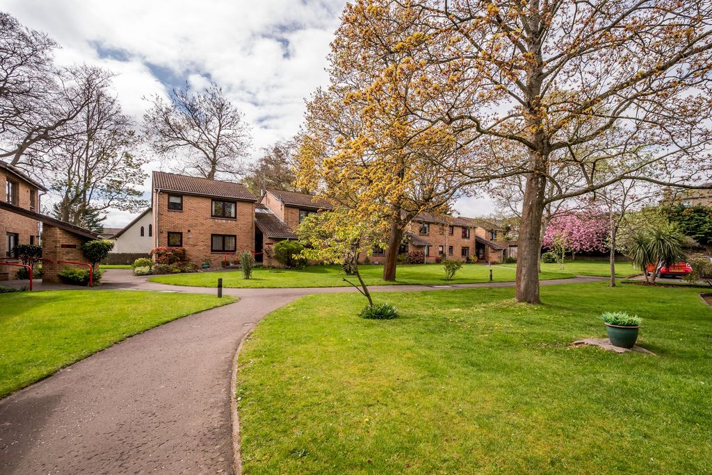 Additional image 13 of 2 bed flat for sale40 Greenbourne Gardens, Monifieth DD5