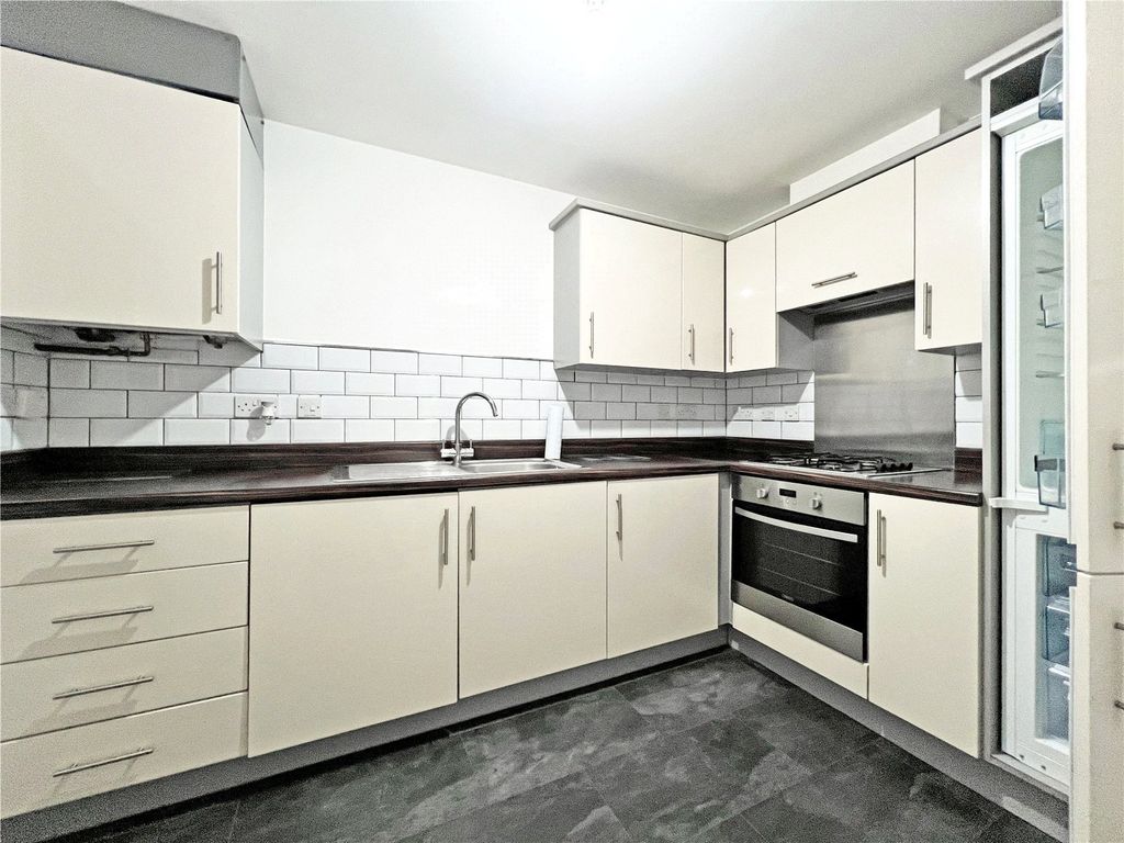 Property photo 3 of 10 Picture No. 20