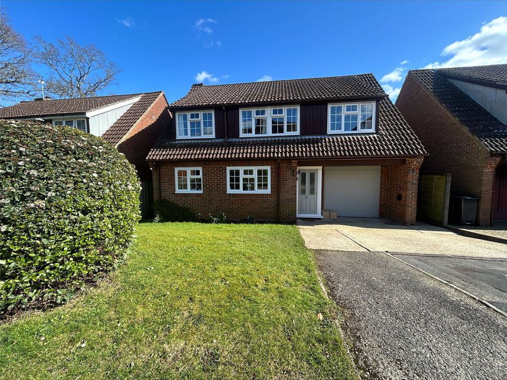 Property photo 1 of 24 Picture No. 35